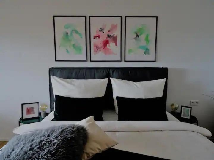 Modernes Apartment Mit Traumhaftem Blick Ins Gruene Braunlingen Exterior photo